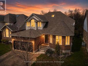 556 Black Street, Centre Wellington Fergus, ON, N1M 0A3 house for sale | Listing ID X13056 | Royal LePage