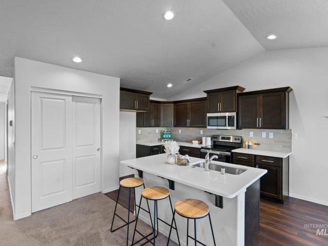 556 Brads Place