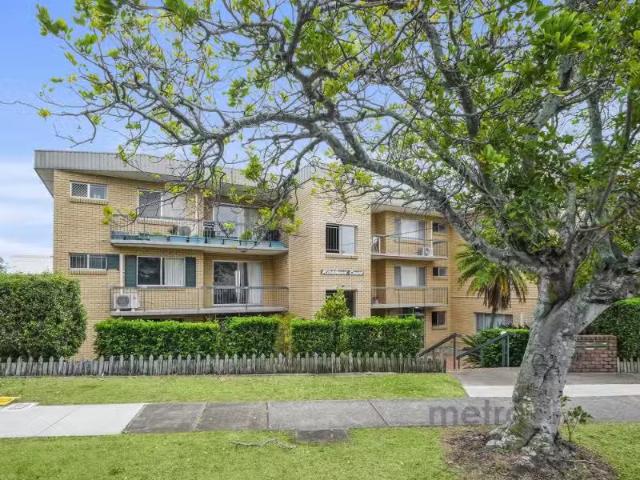 5/56 Kirkland Avenue, COORPAROO Apartment for rent Listed by.