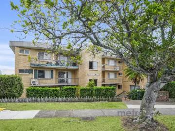 5/56 Kirkland Avenue, COORPAROO Apartment for rent Listed by.