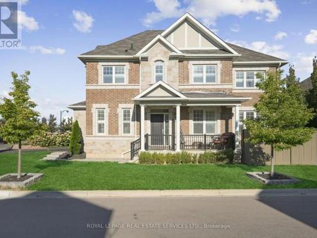 556 Juneberry Court, Milton, ON, L9E 1M8 house for sale | Listing ID W13657 | Royal LePage