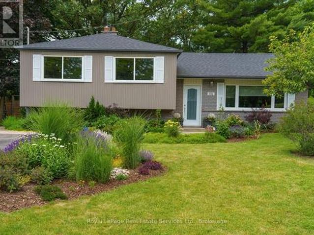 556 Trafford Crescent, Oakville Wo West, ON, L6L 3T3 house for sale | Listing ID W13507 | Royal LePage
