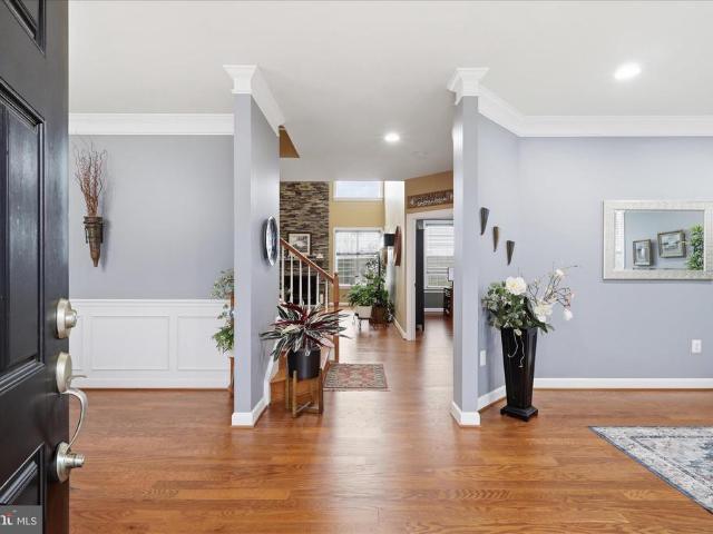 5575 James Young Way