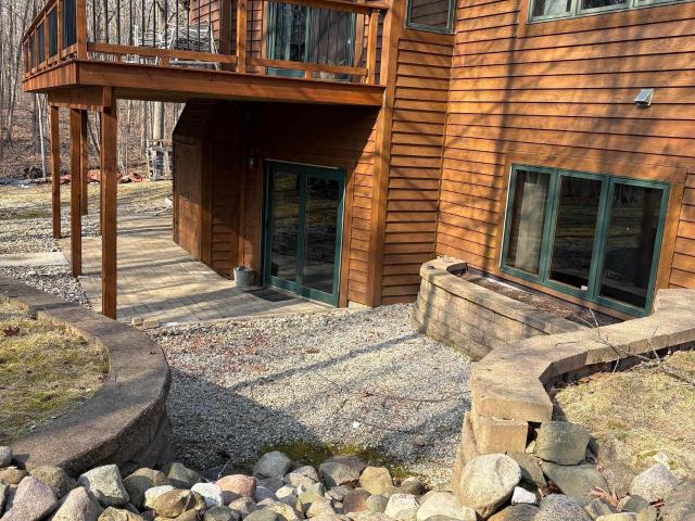 5575 River Ridge Trail