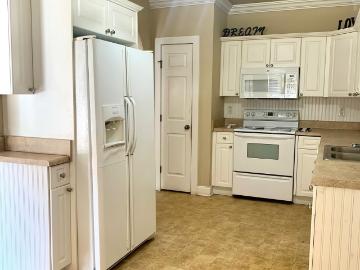 5579 Colony Lane