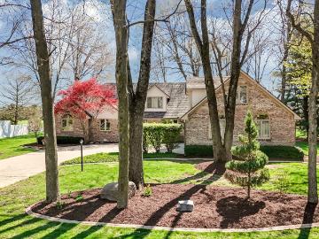 5571 N Red Oak Dr, Greenfield, IN 46140 | MLS #22093