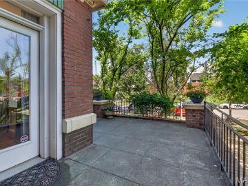 5572 Waterman Blvd, Unit 1W, St. Louis, MO 63112 | MLS #26012