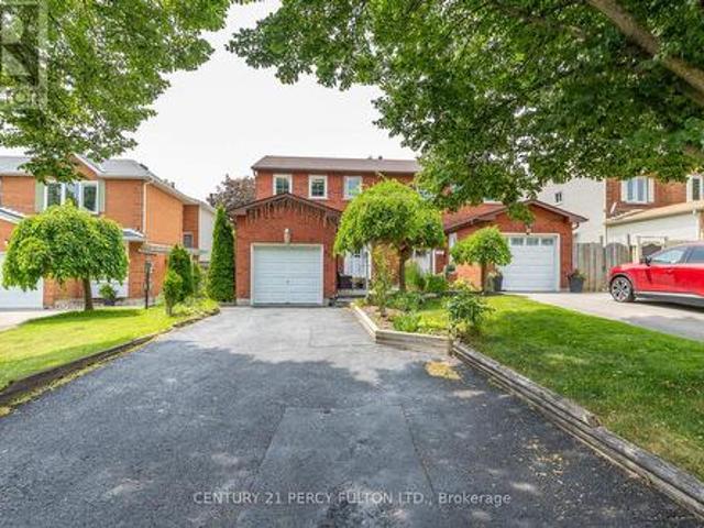 557 Cobblehill Drive, Oshawa, ON, L1K 1Y6 house for sale | Listing ID E13661 | Royal LePage