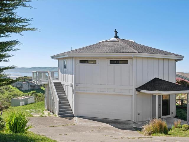 557 Oceana Dr, Dillon Beach, CA 94929 | MLS #326024