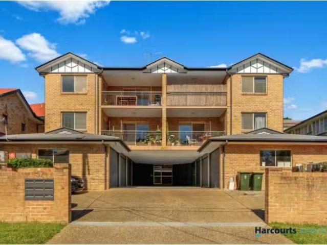 5/57 partson Street, MORNINGSIDE Apartment for rent Listed by.