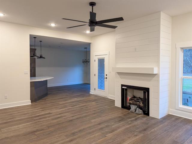 558 Greene 756 Road