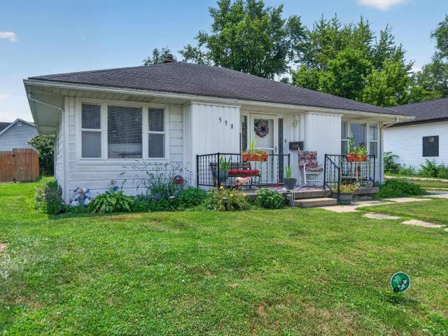 558 E Swayzee Street