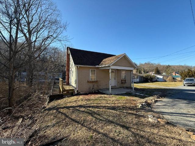558 Martinsburg Road