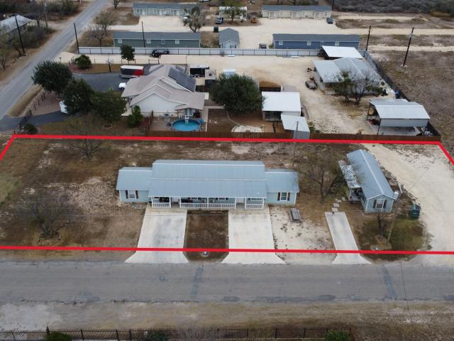 558 Whitetail Dr, Uvalde, TX 78801 | MLS #1940