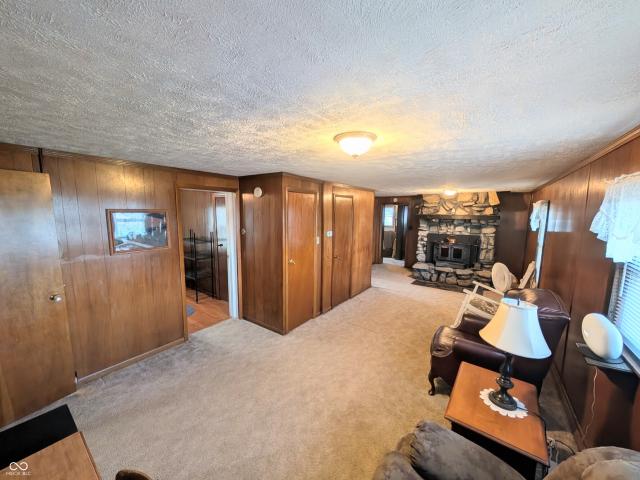 5599 N State Road 9