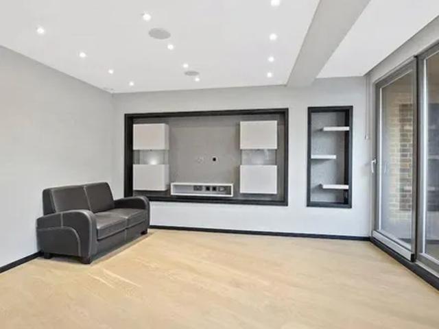 55 57 Holmes Road, Maitland Park, London, NW5 3AN, United Kingdom | 2 bed apartment for rent #139402509 | Rentberry