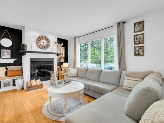 55 55A Av. Cyr, Saint Sauveur, QC, J0R 1R4 house for sale | Listing ID 26768 | Royal LePage