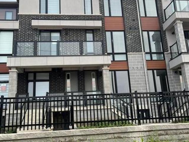55 70 Knotsberry Circle, Brampton, ON, L6Y 6G1 townhouse for lease | Listing ID W13508 | Royal LePage
