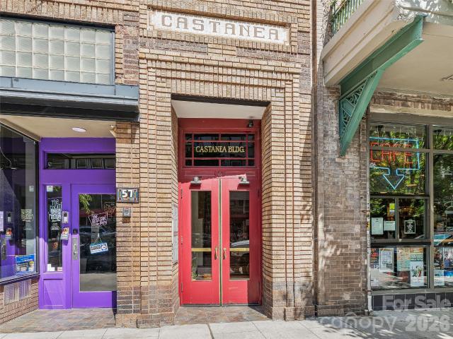 55 1/2 Haywood Street # 3B