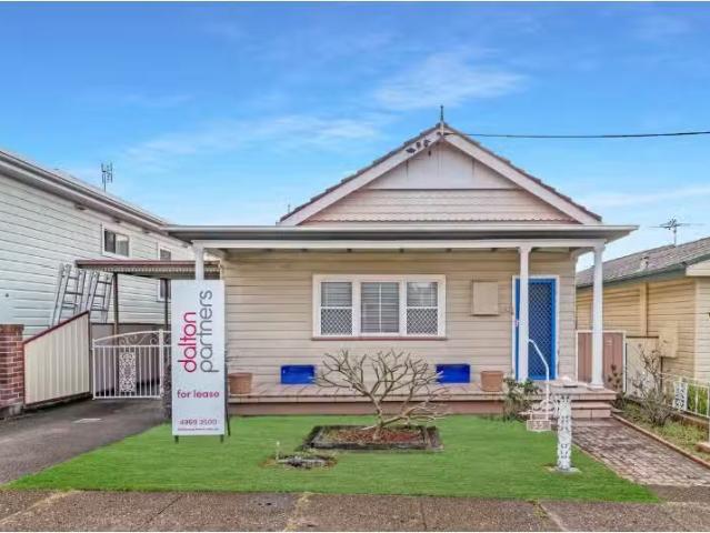 55 Wallarah Road, New Lambton House for rent Listed by Clare.