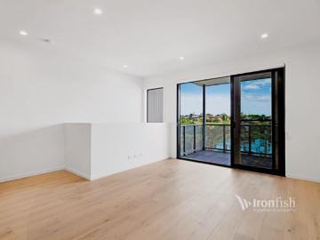 55 Wattlebird Court, Sunshine North, Melbourne