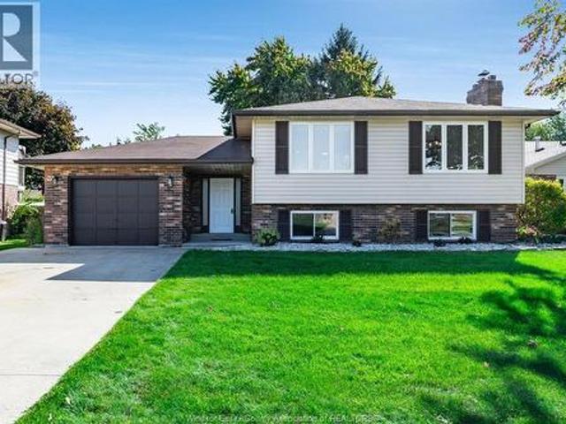 55 Windwood Drive, Leamington, ON, N8H 4M8 house for sale | Listing ID 26024 | Royal LePage