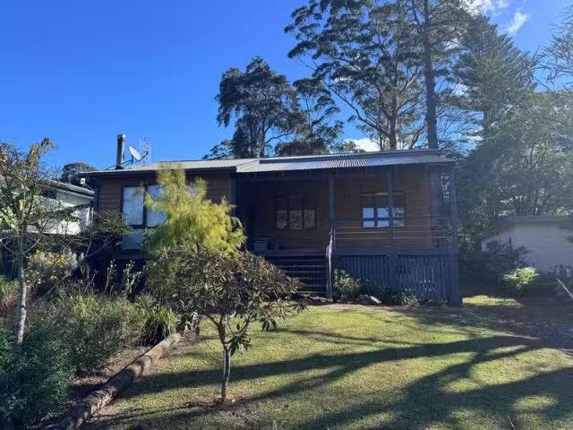 55 Anglers Parade, FISHERMANS PARADISE, NSW 2539 House for R.