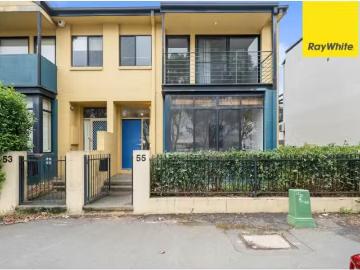 55 Anthony Rolfe Avenue, GUNGAHLIN House for rent Listed by R.