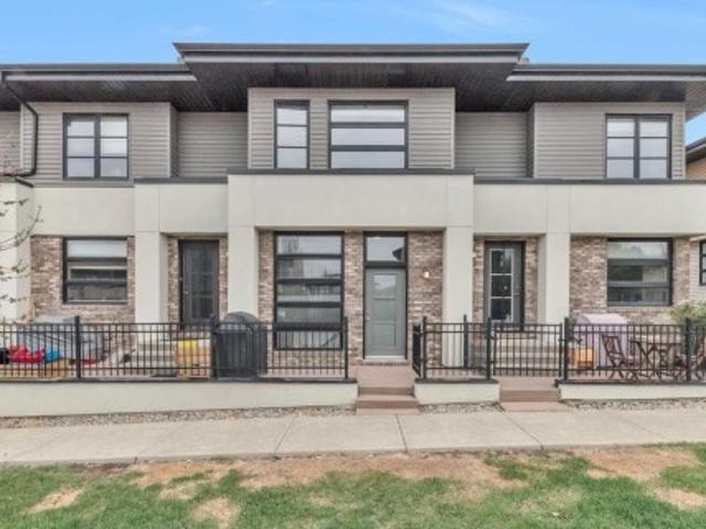 55 Aspen Hills Green Sw, Calgary, AB, T3H 0H6 townhouse for sale | Listing ID A2345 | Royal LePage