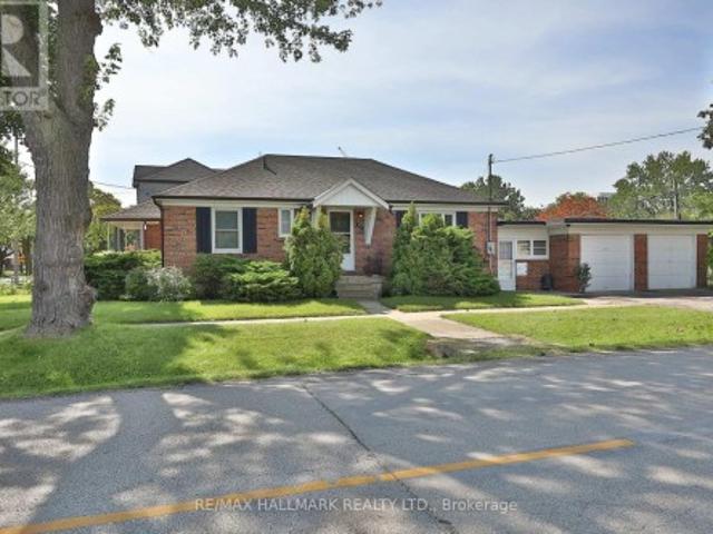 55 Athol Avenue, Toronto, ON, M8Z 2A6 house for sale | Listing ID W13751 | Royal LePage