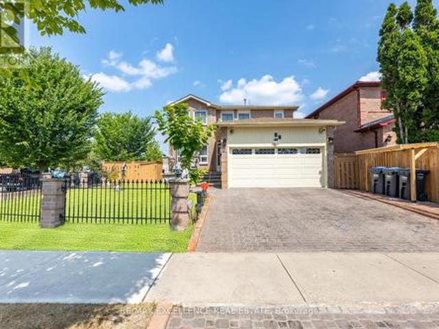 55 Atkins Circle, Brampton, ON, L6X 4B9 house for sale | Listing ID W13850 | Royal LePage