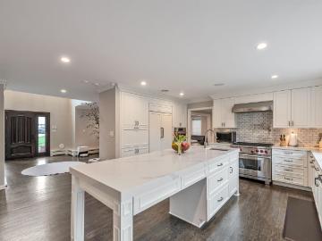 55 Auryansen Ct, Closter, US, NJ