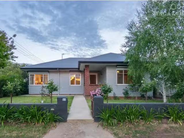 55 Beckwith Street, Wagga Wagga House for rent Listed by Leas.