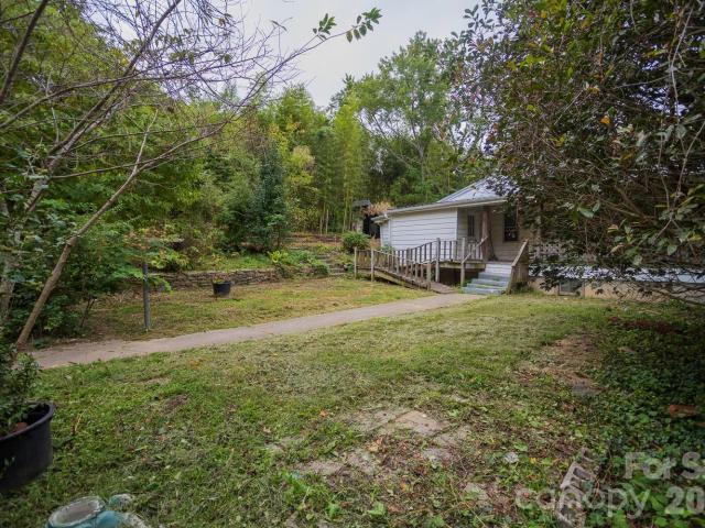 55 Blalock Avenue