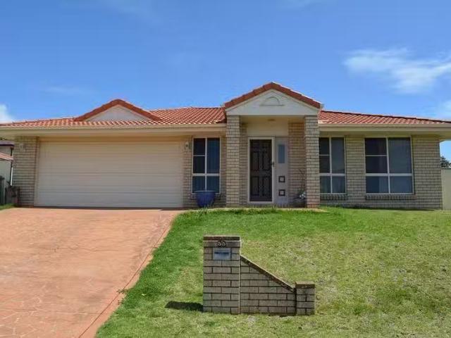 55 Broadfoot Street, Kearneys Spring, QLD 4350