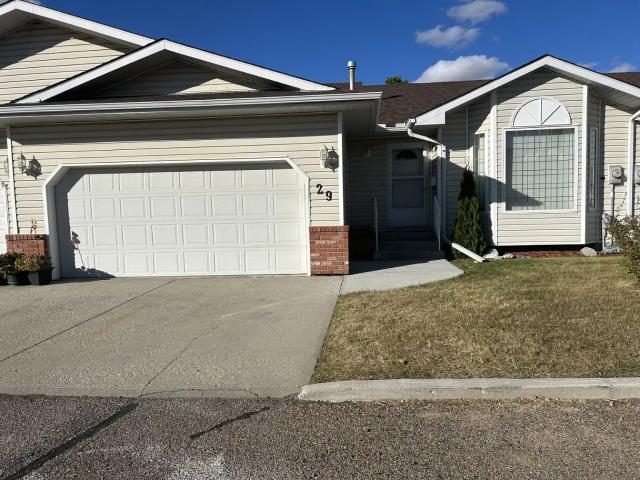 55+ Bungalow – 2 Bedrooms, Double Garage & Main Floor Laundry Sherwood Park