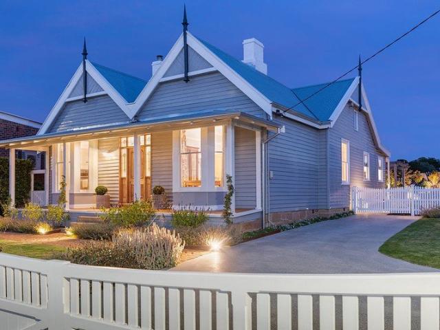 55 Cambridge Road, Bellerive & 5 Roseleith Lane, Bellerive
