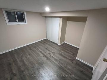 55 Chamberlain B1 Avenue in Toronto: Briar Hill Belgravia House for lease Toronto W04: MLS®# W12830766