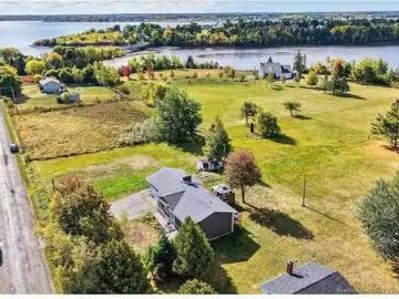 55 Chem. Des Roches, Bouctouche, NB, E4S 4L9 house for sale.