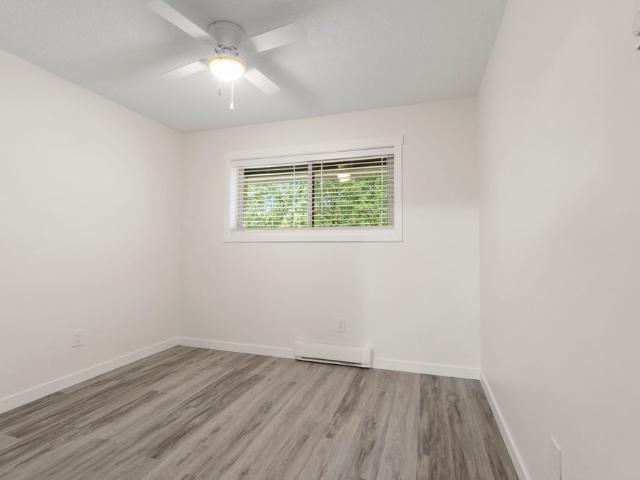 55+ Complex: Renovated 2 Bdrm