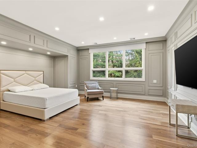 55 Coves Run, Syosset, NY 11791 | MLS #1001