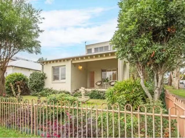 55 Claudare Street, Collaroy Plateau House for rent Listed by.