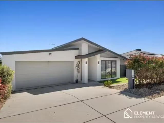 55 Crackajack Way, Moncrieff House for rent Listed by Daniell.