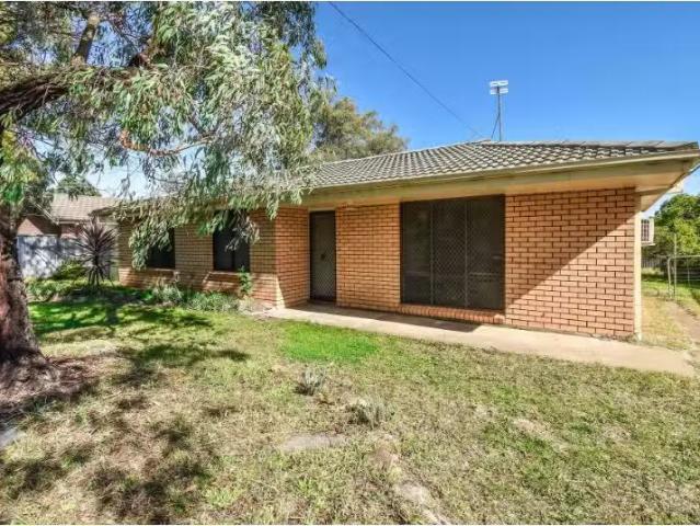 55 Currong Crescent, Orange House for rent Listed by Belle Pr.