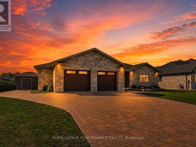 55 Dale Street, South Stormont, ON, K0C 1M0 house for sale | Listing ID X13711 | Royal LePage