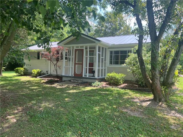 55 Evergreen Rd