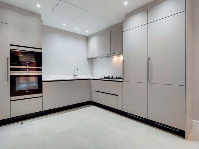 55 Fitzjohn's Avenue, London, NW3 6PH, United Kingdom | 3 bed apartment for rent #135671869 | Rentberry