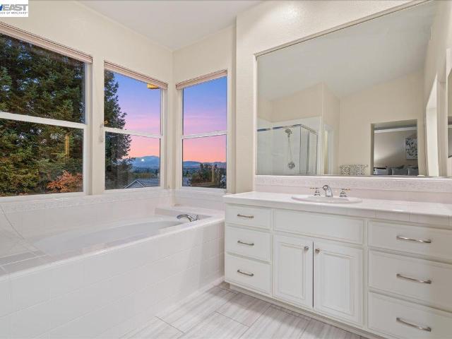 55 Foster Dr