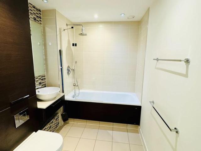 55 Great Eastern Road, E15 1DL 1 bed apartment to rent £2,400 pcm £554 pw