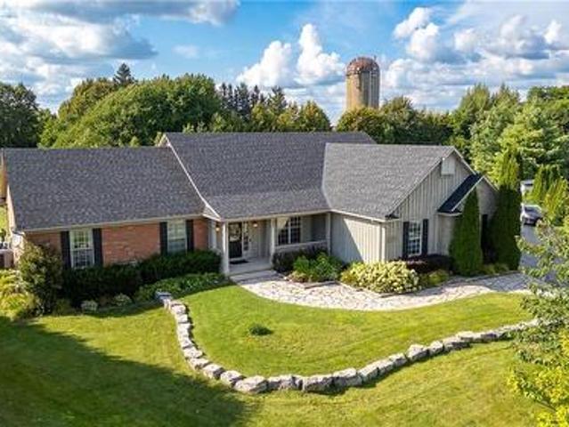 55 Karendale Court, Freelton, ON, L8B 0Z6 house for sale | Listing ID 40857 | Royal LePage